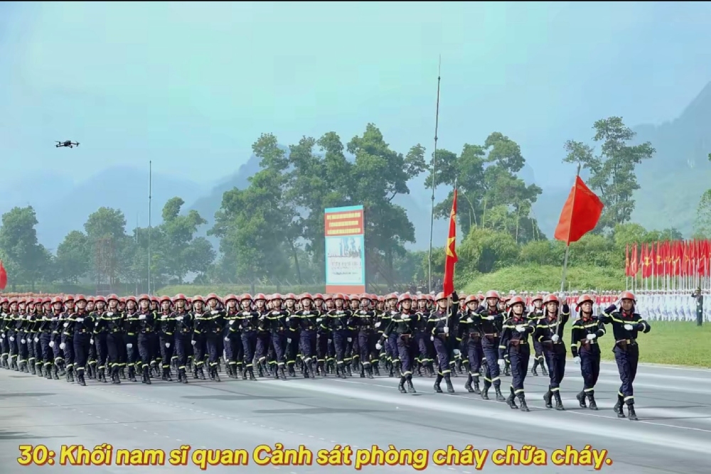 Khối nam sĩ quan Cảnh sát Phòng cháy chữa cháy